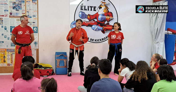 Kickboxing en Salamanca: entrenamiento, técnica y disciplina para mejorar tu forma física